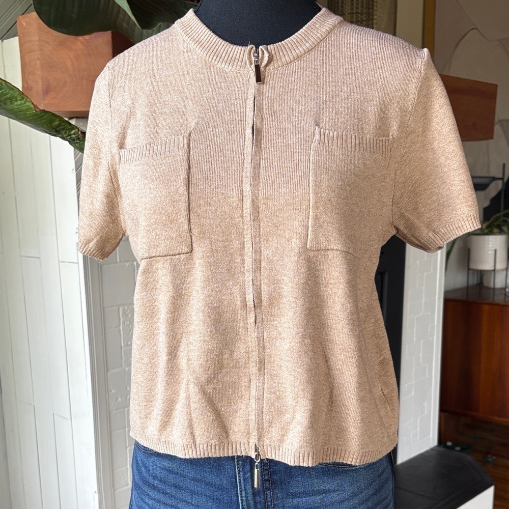 Short Sleeves Knit Cardigan with Zip Closure